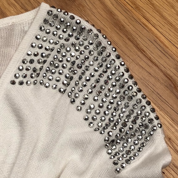 EXPRESS White Classy Rhinestone Long Top - Picture 4 of 7